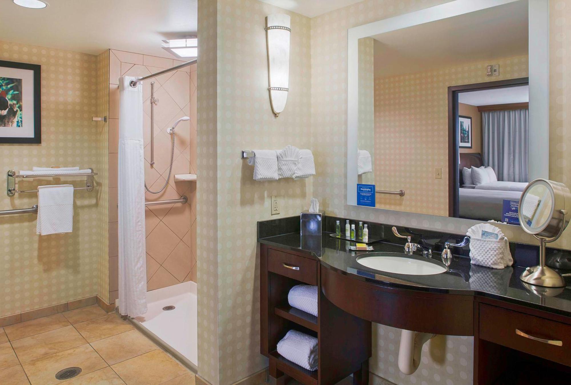 Doubletree Suites By Hilton Bentonville Esterno foto