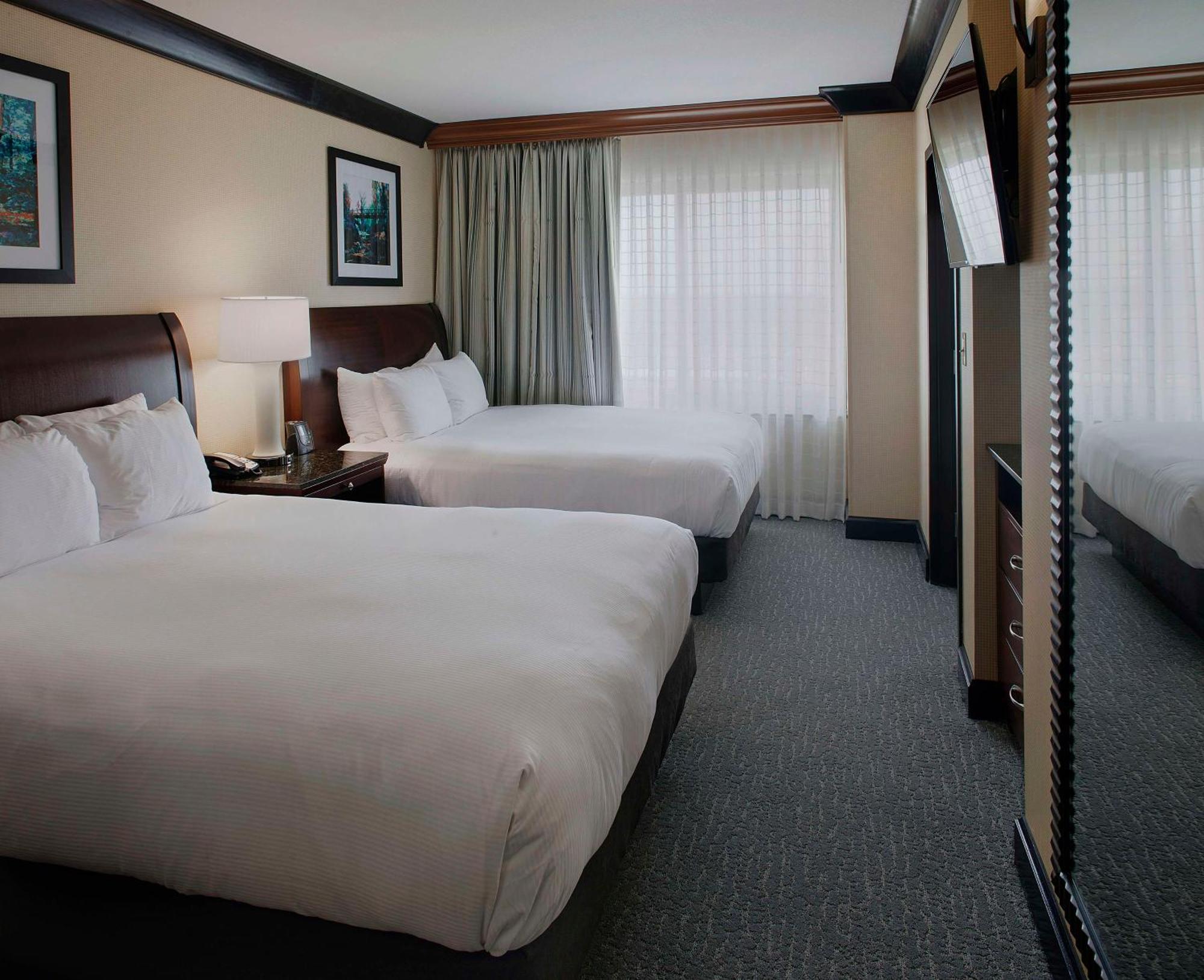 Doubletree Suites By Hilton Bentonville Esterno foto